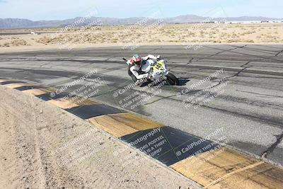 media/Nov-30-2025-TrackXperience (Sun) [[c0061d280f]]/1-Level 3/Session 4 (Turn 12 Inside)/